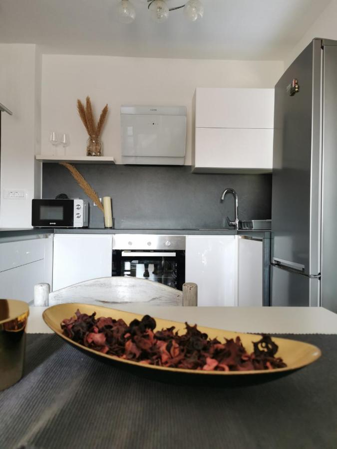 Apartment Martina Banjol Exteriör bild