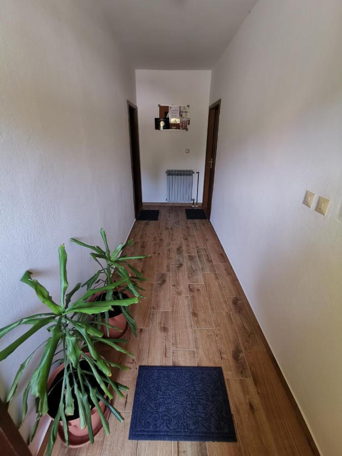 Apartment Martina Banjol Exteriör bild